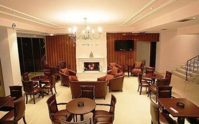 Hotel Athina Káto Loutrákion المظهر الخارجي الصورة