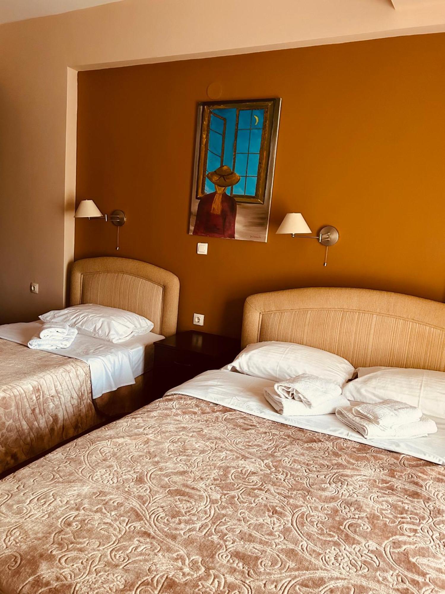 Hotel Athina Káto Loutrákion المظهر الخارجي الصورة